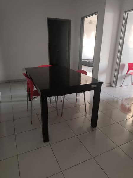 Servis Apartment untuk Disewa di The Academia @ South City Plaza - Chun Wei - Dining Room - PropertyGuru.com.my