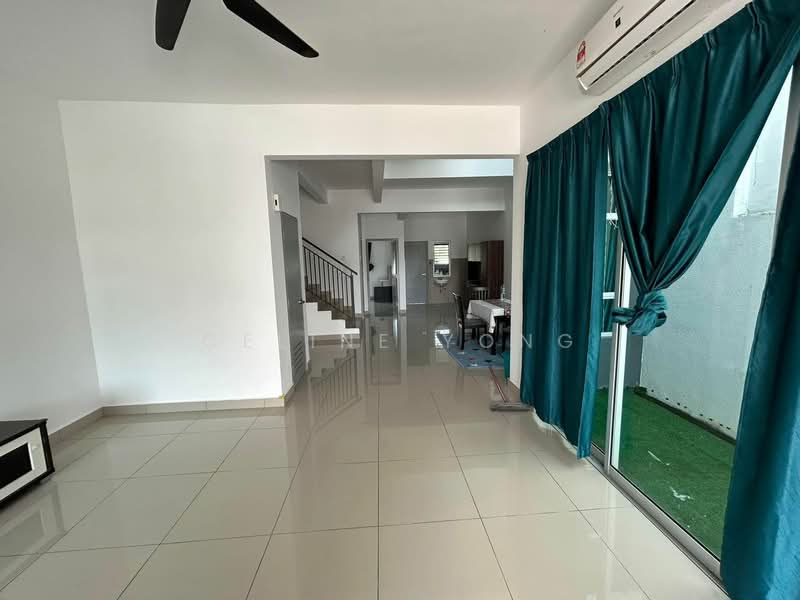 2-storey Terraced House for Rent in Masai (Johor) - Celine Yong - Living Room - PropertyGuru.com.my