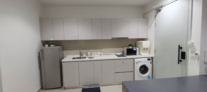 Service Residence for Rent at i-SOHO @ i-City - Abby Woo - Kitchen - PropertyGuru.com.my