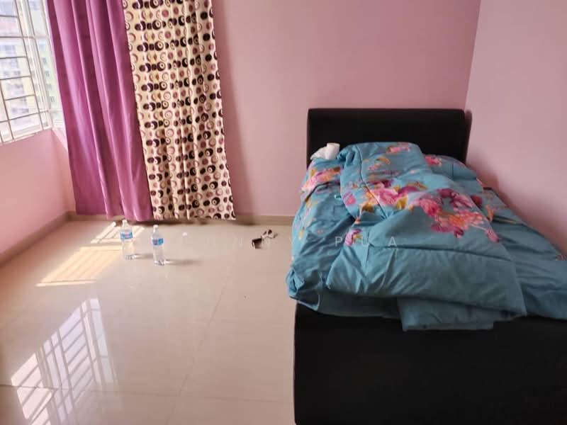 Kondominium untuk Dijual di Platinum Hill PV 8 - Johnny Pua - Bedroom - PropertyGuru.com.my