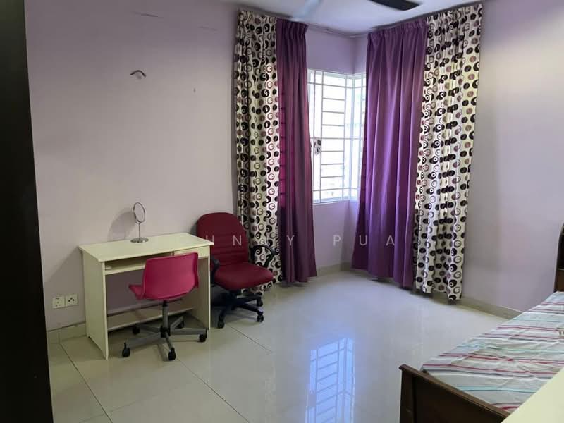 Kondominium untuk Dijual di Platinum Hill PV 8 - Johnny Pua - Bedroom - PropertyGuru.com.my