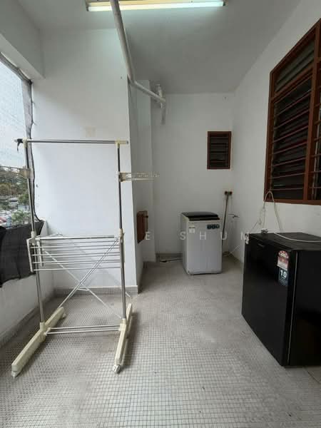 Kondominium untuk Disewa di Indera Putra Courts - Chloe Shum - Balcony - PropertyGuru.com.my