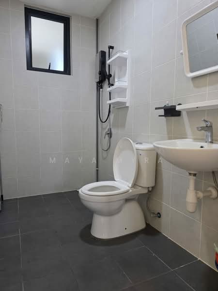 Servis Apartment untuk Disewa di MKH Boulevard II - Maya Myra - Bathroom - PropertyGuru.com.my