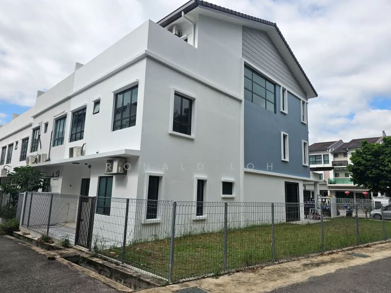 3-storey Terraced House for Sale in Tropicana Cheras (Cheras) - Ronald Loh - Exterior - PropertyGuru.com.my