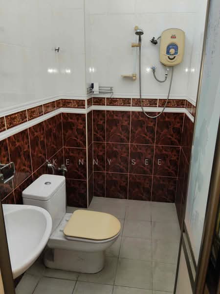 Rumah Teres 2 Tingkat untuk Dijual di Bandar Sri Damansara (Selangor) - Kenny See - Bathroom - PropertyGuru.com.my