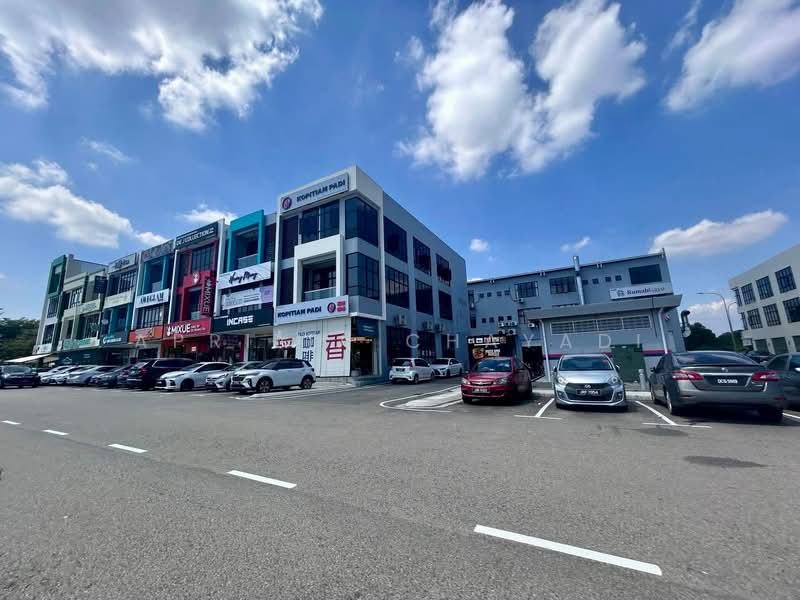Shop for Rent in Bukit Indah (Iskandar Puteri (Nusajaya)) - APRILIA CHAYADI - Exterior - PropertyGuru.com.my