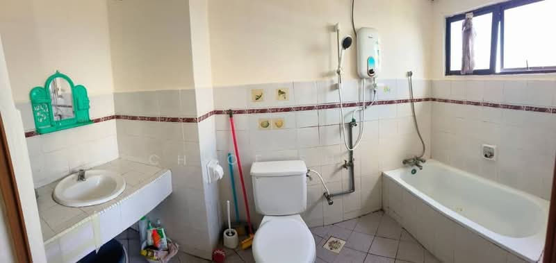 Pangsapuri untuk Disewa di Seri Mutiara - Chloe Shum - Bathroom - PropertyGuru.com.my