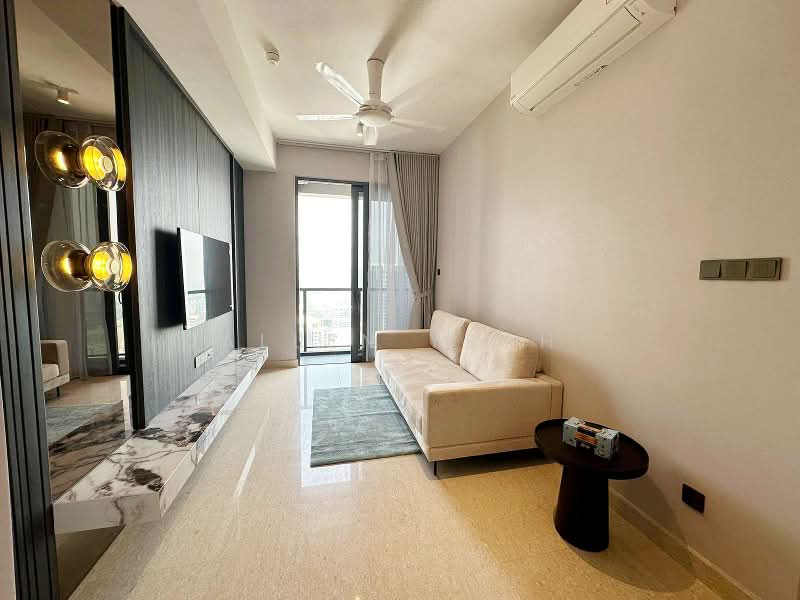 Kediaman Servis untuk Dijual di Marriott Residence @ Gurney - Allen Yeoh - Living Room - PropertyGuru.com.my
