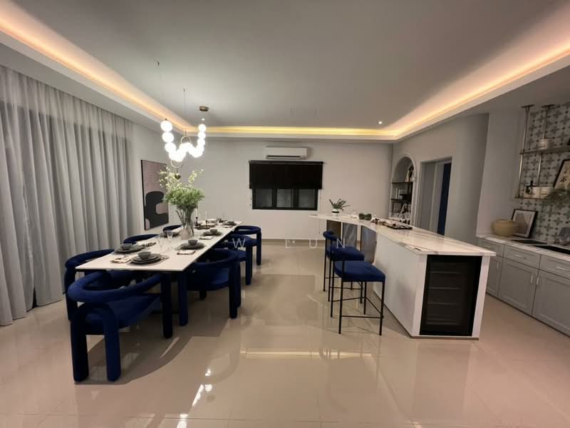 Apartment for Sale at Radium Adesa - Tw Lun - Dining Room - PropertyGuru.com.my