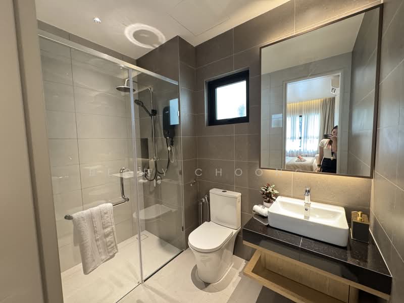 Servis Apartment untuk Dijual di Binastra Cochrane - Berry Choong - Bathroom - PropertyGuru.com.my