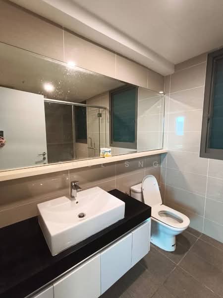 Condominium for Rent at Iskandar Residences - Poul Sng - Bathroom - PropertyGuru.com.my