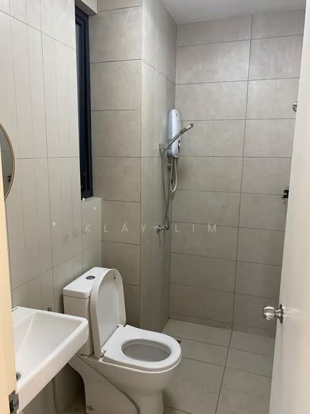 Service Residence for Rent at Kenwingston Skylofts - Klay Lim - Bathroom - PropertyGuru.com.my