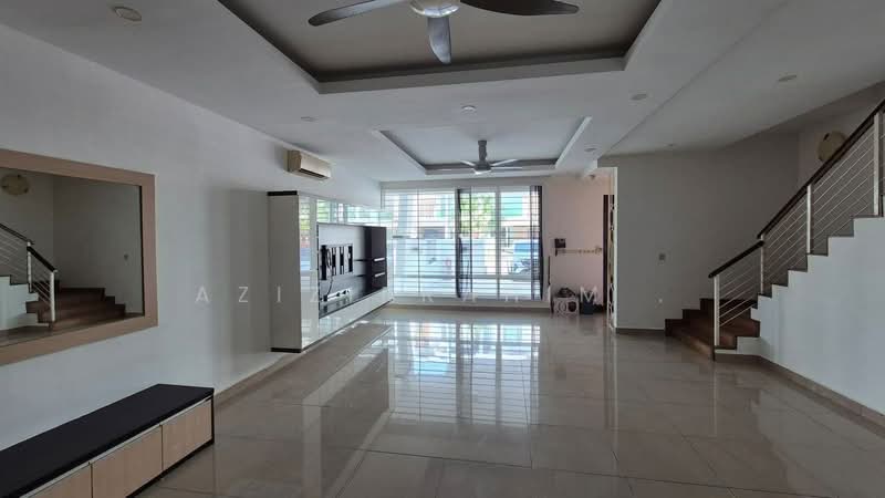 Rumah Teres 3-Tingkat untuk Disewa di Cyberjaya (Selangor) - Azizirrahim . - Living Room - PropertyGuru.com.my
