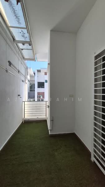 Rumah Teres 3-Tingkat untuk Disewa di Cyberjaya (Selangor) - Azizirrahim . - Balcony - PropertyGuru.com.my