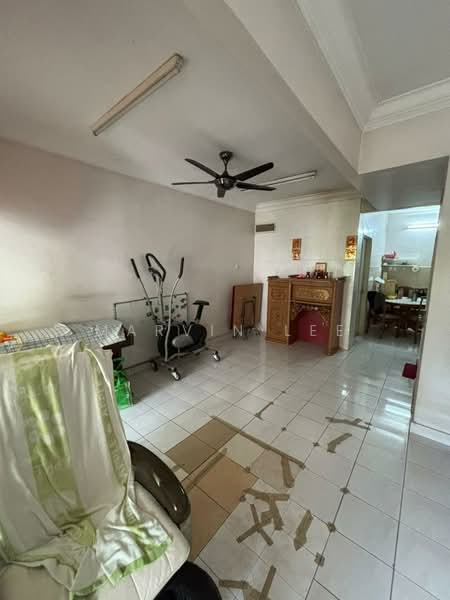 2-storey Terraced House for Sale in Saujana Damansara (Damansara Damai) - Marvin Lee - Living Room - PropertyGuru.com.my