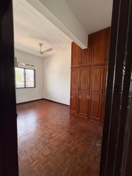 2-storey Terraced House for Rent in Taman Ungku Tun Aminah (Skudai) - SJ CHAN - Bedroom - PropertyGuru.com.my