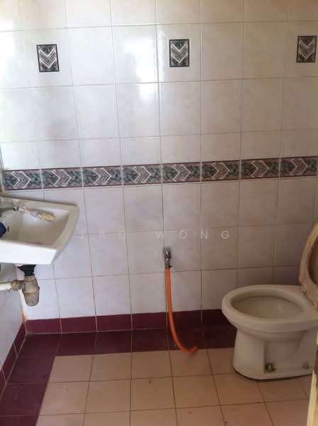 Condominium for Rent at BBK Condominium - Zac Wong - Bathroom - PropertyGuru.com.my