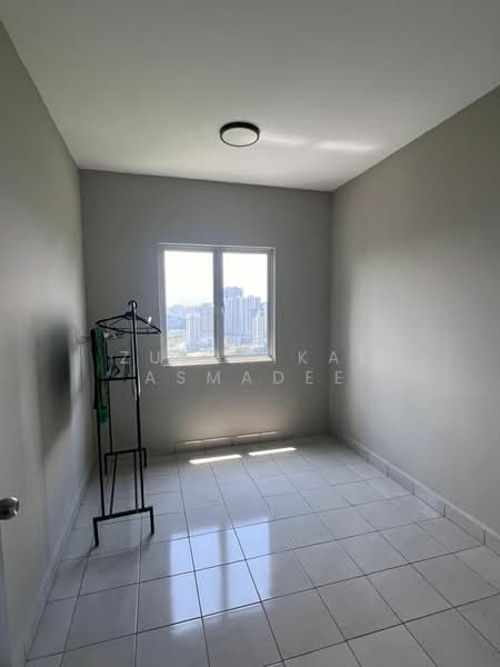 Pangsapuri untuk Disewa di Suria Pantai - Zulhaikal Asmadee - View - PropertyGuru.com.my