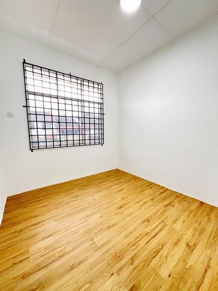 2-storey Terraced House for Sale in Taman Bukit Kempas (Tampoi) - Janlly Jong - Interior - PropertyGuru.com.my