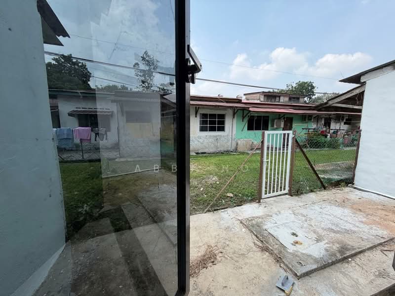 Rumah Teres 1 Tingkat untuk Dijual di Taman Kerjasama (Bukit Baru) - Abby Ho - Exterior - PropertyGuru.com.my