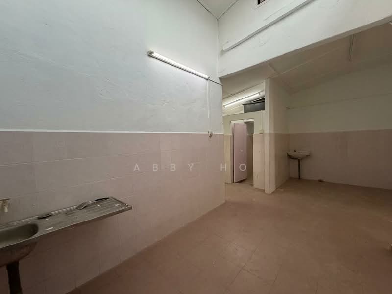 Rumah Teres 1 Tingkat untuk Dijual di Taman Kerjasama (Bukit Baru) - Abby Ho - Interior - PropertyGuru.com.my