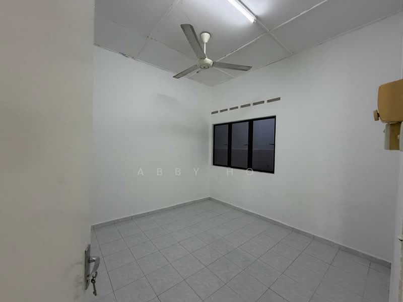 Rumah Teres 1 Tingkat untuk Dijual di Taman Kerjasama (Bukit Baru) - Abby Ho - Interior - PropertyGuru.com.my