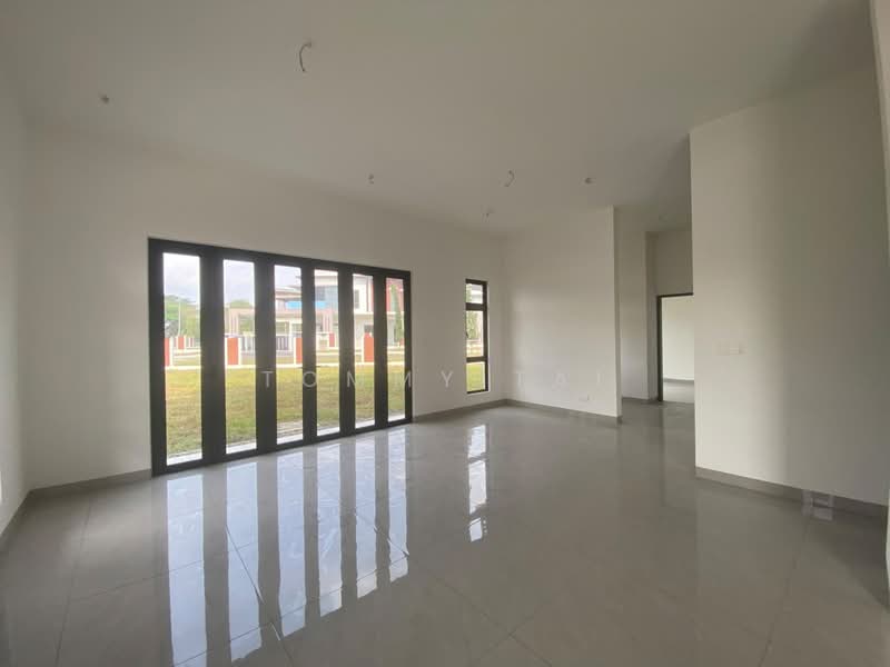 Semi-Detached House for Sale in Bandar Uda Utama (Johor Bahru) - Tommy Tai - Living Room - PropertyGuru.com.my