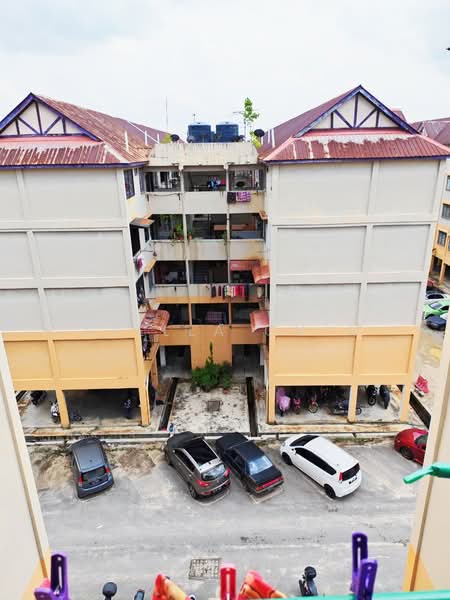 Rumah Flat untuk Dijual di Taman Daya - Jalan Nibong 28 - Stella Chia - Exterior - PropertyGuru.com.my
