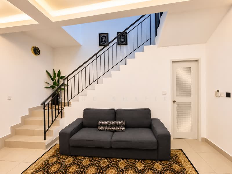 Rumah Teres 2-Tingkat untuk Dijual di Cyberjaya (Selangor) - Mohd Shafik - Living Room - PropertyGuru.com.my