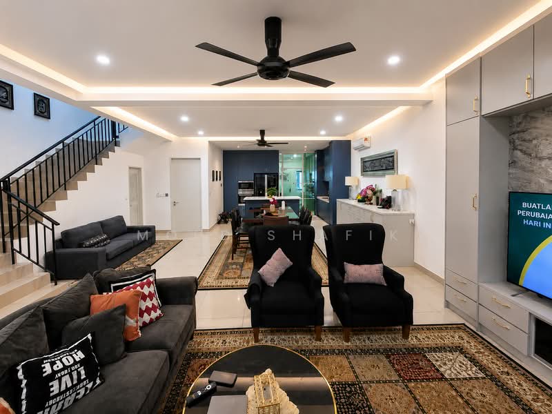 Rumah Teres 2-Tingkat untuk Dijual di Cyberjaya (Selangor) - Mohd Shafik - Living Room - PropertyGuru.com.my