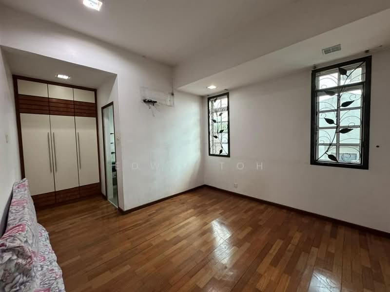 Commercial Semi-D for Rent in Taman Pelangi (Johor Bahru) - Edwin Toh - Bedroom - PropertyGuru.com.my