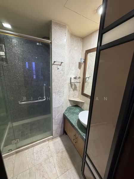 Service Residence for Sale at Sri Acappella - Richard Tan - Master Bathroom - PropertyGuru.com.my