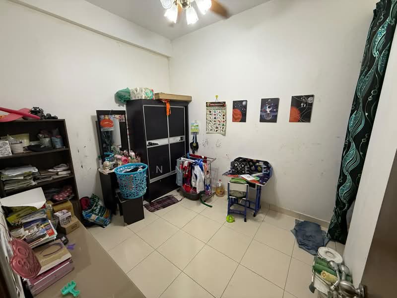2.5-storey Terraced House for Sale in Taman Scientex Senai (Senai) - Danny See - Bedroom - PropertyGuru.com.my