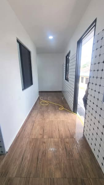 Rumah Teres 1-Tingkat untuk Dijual di Kangkar Pulai (Skudai) - Janice Yong - Corridor - PropertyGuru.com.my
