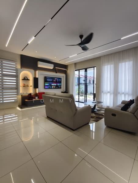 2-storey Terraced House for Sale in Taman Desa Tebrau (Tebrau) - Tommy Tai - Living Room - PropertyGuru.com.my