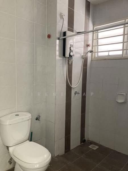 2-storey Terraced House for Sale in Puncak Bestari (Puncak Alam) - Irene Yap - Bathroom - PropertyGuru.com.my