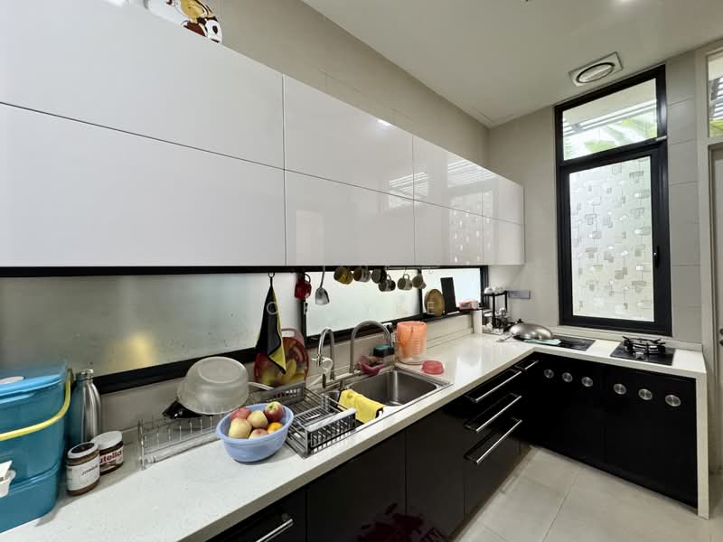 Semi-Detached House for Sale in Taman Equine (Seri Kembangan) - CK Yee - PropertyGuru.com.my
