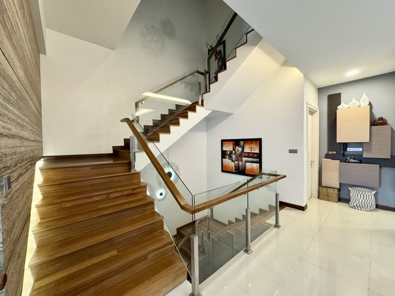 Semi-Detached House for Sale in Taman Equine (Seri Kembangan) - CK Yee - PropertyGuru.com.my