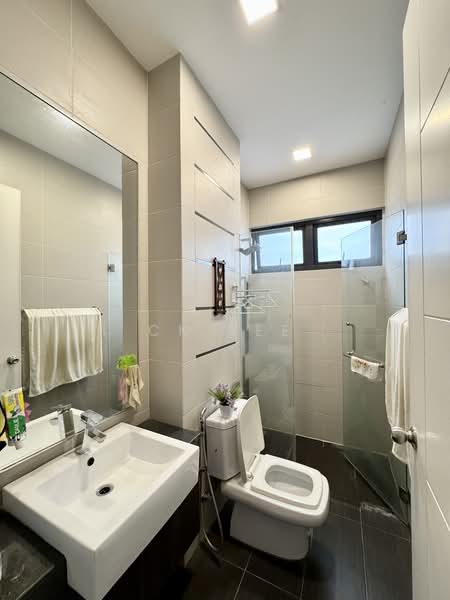 Semi-Detached House for Sale in Taman Equine (Seri Kembangan) - CK Yee - PropertyGuru.com.my