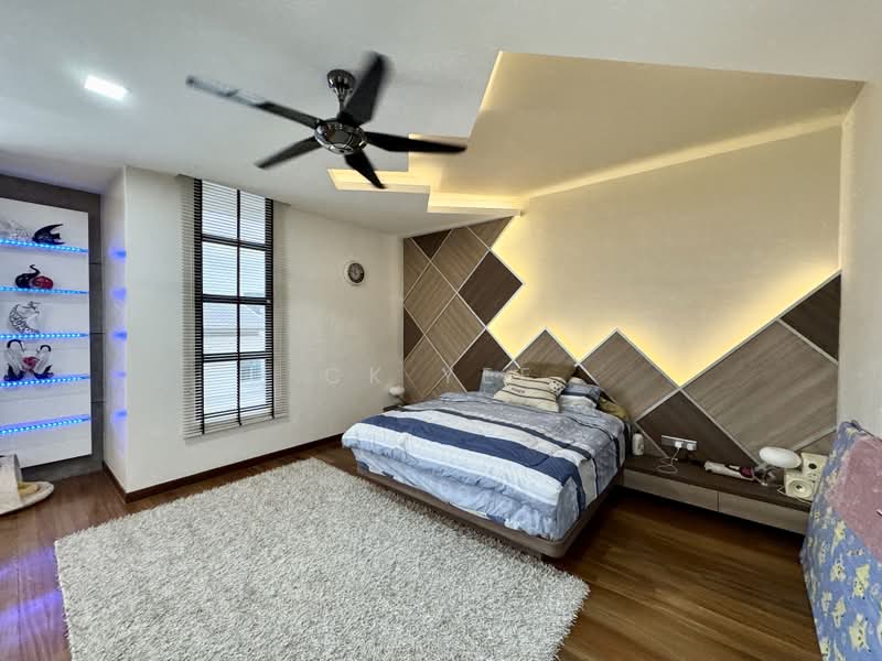 Semi-Detached House for Sale in Taman Equine (Seri Kembangan) - CK Yee - PropertyGuru.com.my