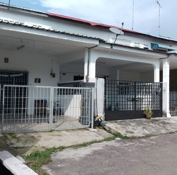 Rumah Teres 2-Tingkat untuk Dijual di Kluang (Johor) - Bee Ng - Exterior - PropertyGuru.com.my