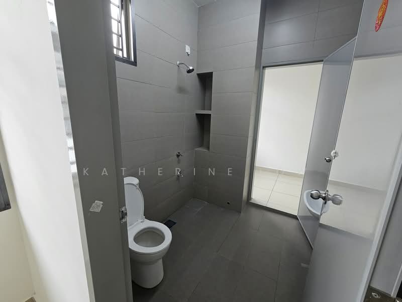 2-storey Terraced House for Sale in Iskandar Puteri (Nusajaya) (Johor) - Katherine Low - Bathroom - PropertyGuru.com.my