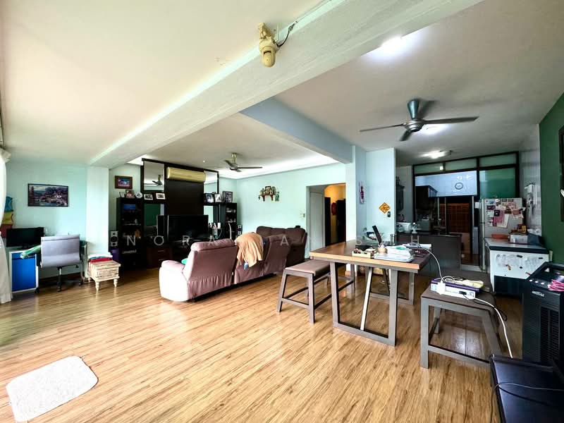 Condominium for Sale at Armanee Terrace - Norafian SMH - Living Room - PropertyGuru.com.my