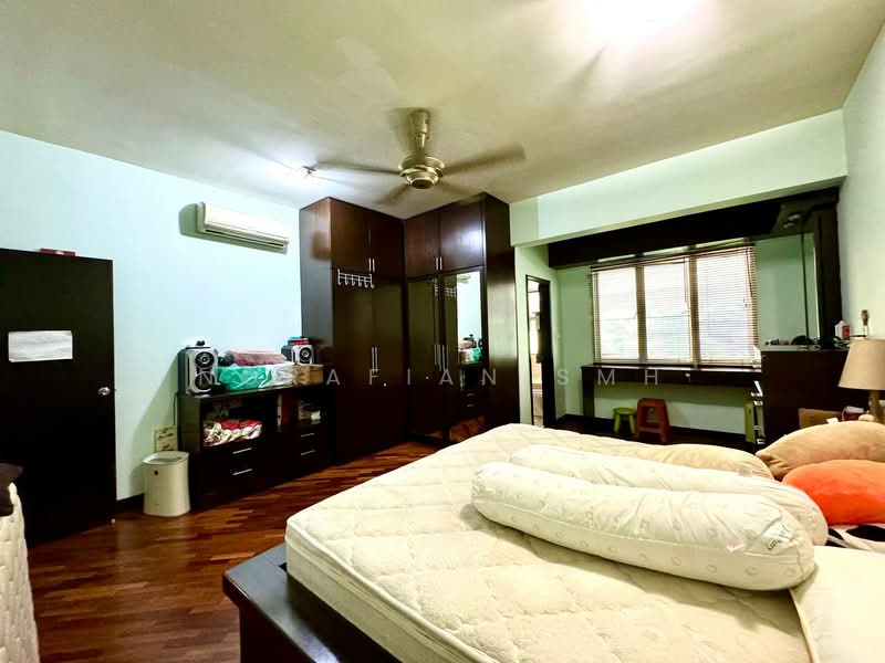 Condominium for Sale at Armanee Terrace - Norafian SMH - Bedroom - PropertyGuru.com.my