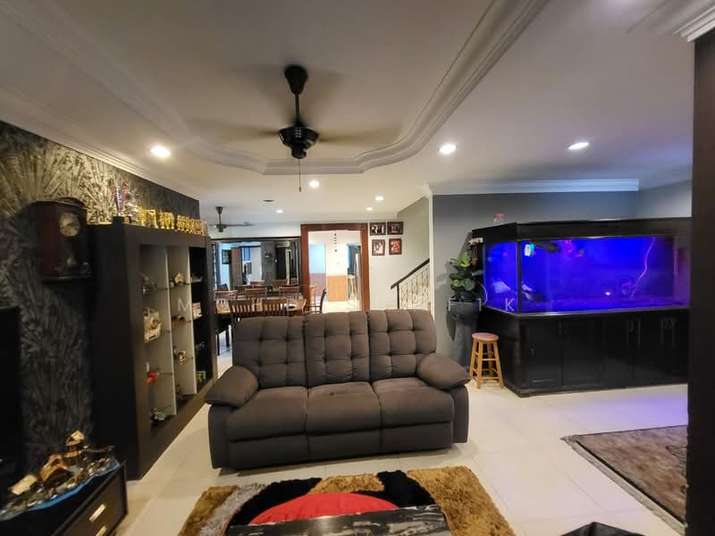 2-storey Terraced House for Sale in Kota Kemuning (Shah Alam) - Mohd Shafik - Living Room - PropertyGuru.com.my