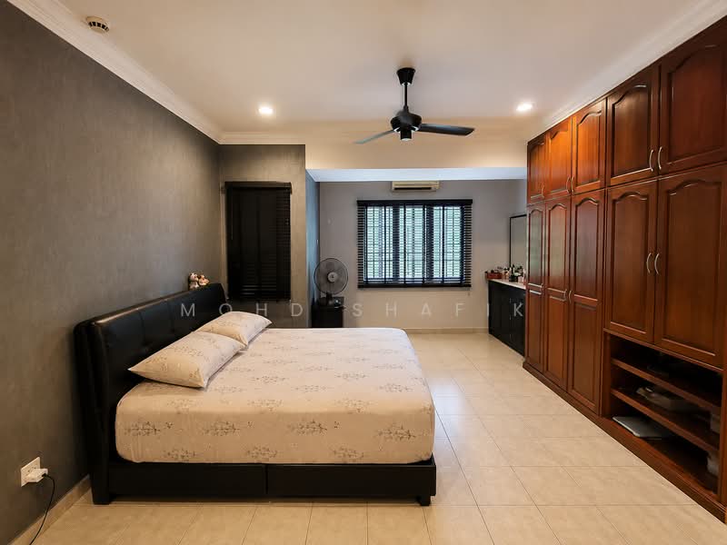 Rumah Teres 2-Tingkat untuk Dijual di Kota Kemuning (Shah Alam) - Mohd Shafik - Bedroom - PropertyGuru.com.my