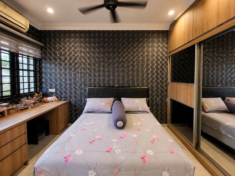 Rumah Teres 2-Tingkat untuk Dijual di Kota Kemuning (Shah Alam) - Mohd Shafik - Bedroom - PropertyGuru.com.my