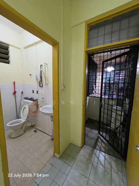 Apartment for Rent at Regency Park - Vui Onn Liaw - Bathroom - PropertyGuru.com.my