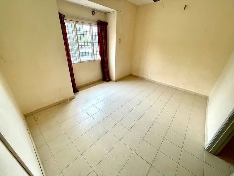 Rumah Teres 2-Tingkat untuk Dijual di Seksyen 8 (Bangi) - Najibah Sahari - PropertyGuru.com.my
