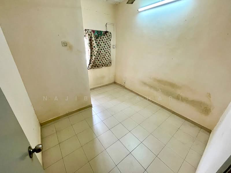 Rumah Teres 2-Tingkat untuk Dijual di Seksyen 8 (Bangi) - Najibah Sahari - PropertyGuru.com.my